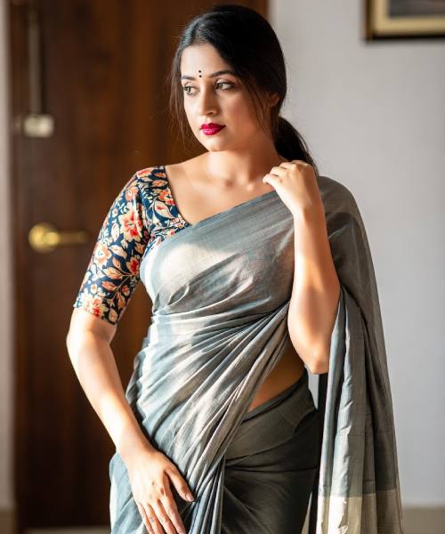Call Girls in Ahmedabad